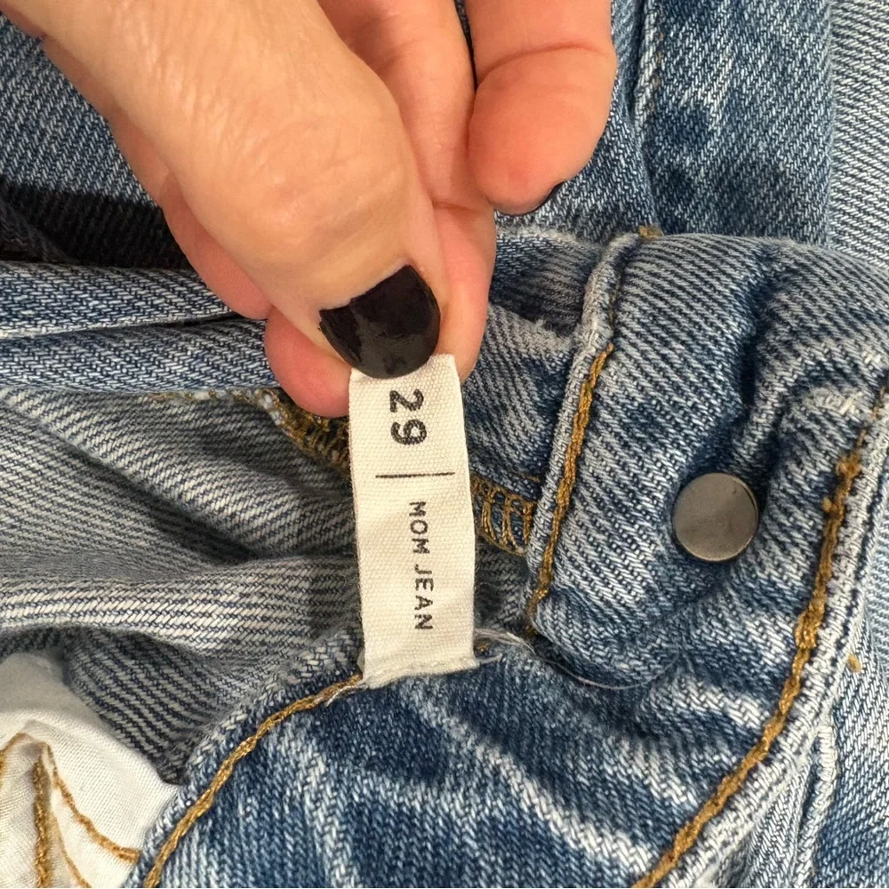 PacSun Light Blue Denim Mom Jeans - Picture 2 of 7